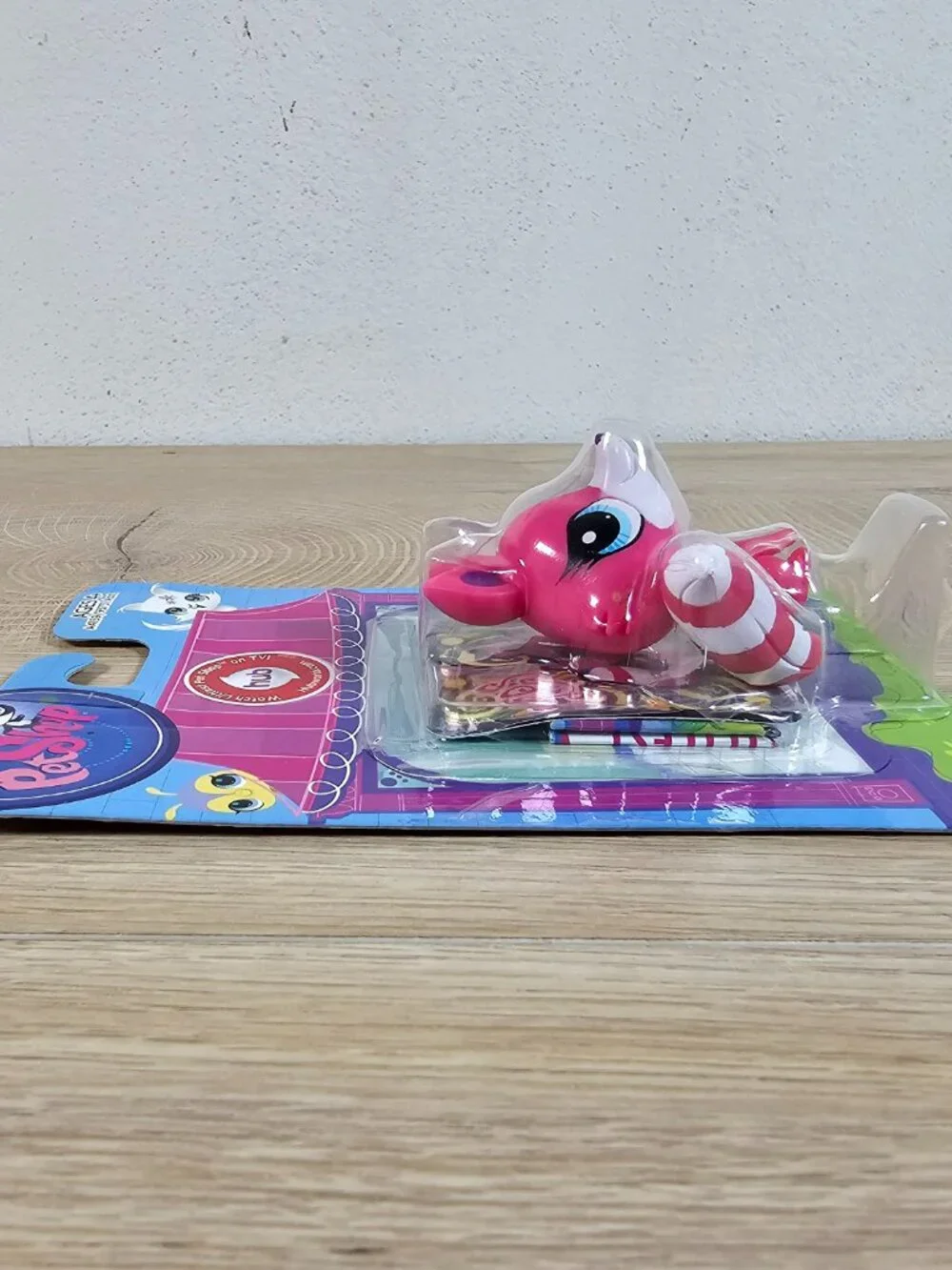 Hasbro Littlest Pet Shop #3269 Fox Pink White Striped Tail NEW LPS 2013